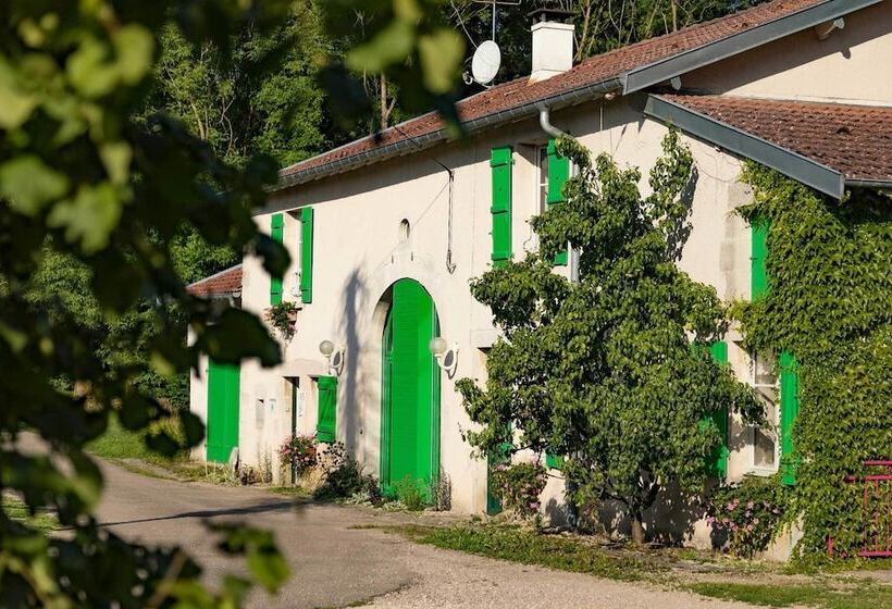 Bed and Breakfast Bienvenue Au Pays De Jeanne