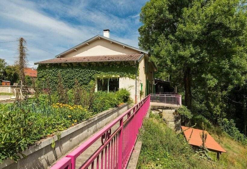 Bed and Breakfast Bienvenue Au Pays De Jeanne