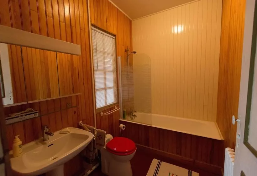 Aamiaismajoitus (B&B) Château Des Arras