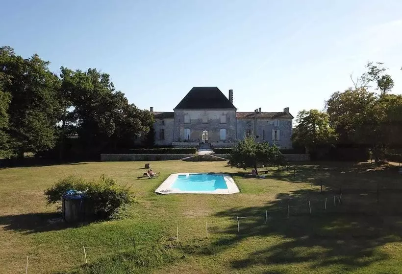 Aamiaismajoitus (B&B) Château Des Arras