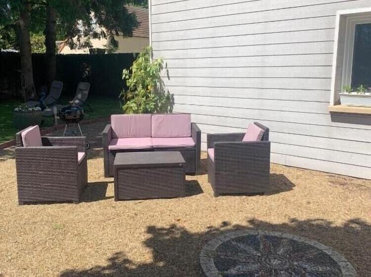 مبيت وإفطار Le Petit Manoir