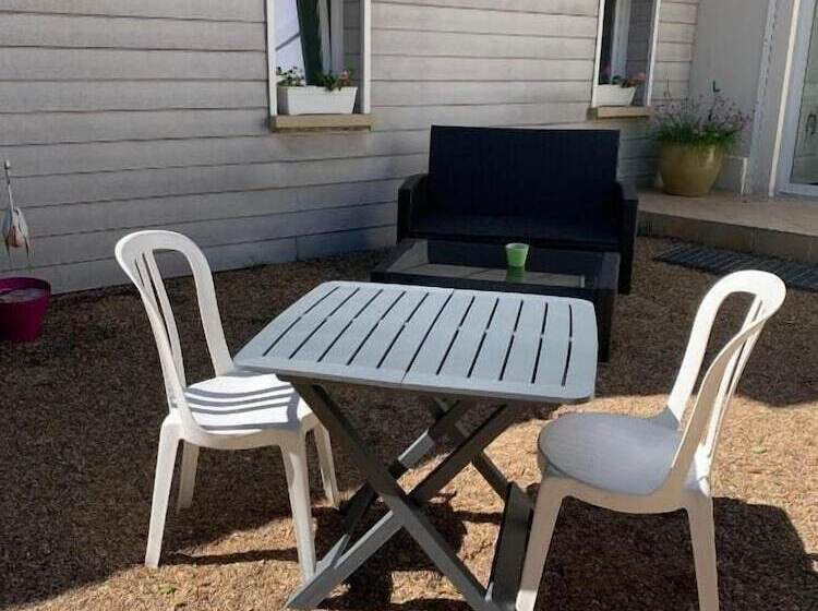 مبيت وإفطار Le Petit Manoir