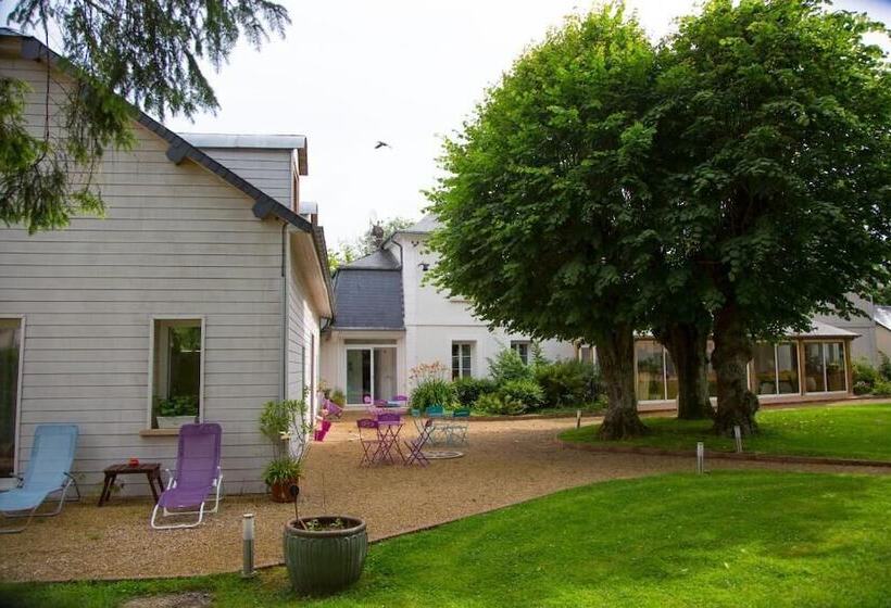 مبيت وإفطار Le Petit Manoir