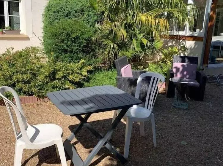 Aamiaismajoitus (B&B) Le Petit Manoir