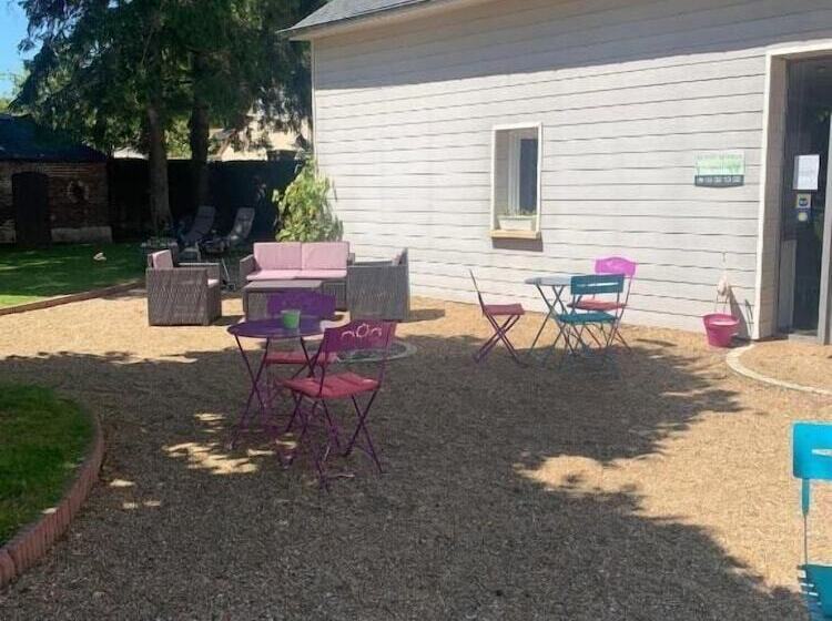 مبيت وإفطار Le Petit Manoir