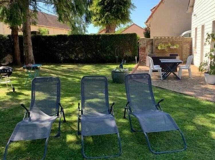 مبيت وإفطار Le Petit Manoir