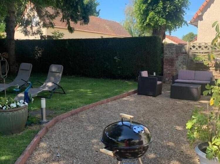 مبيت وإفطار Le Petit Manoir