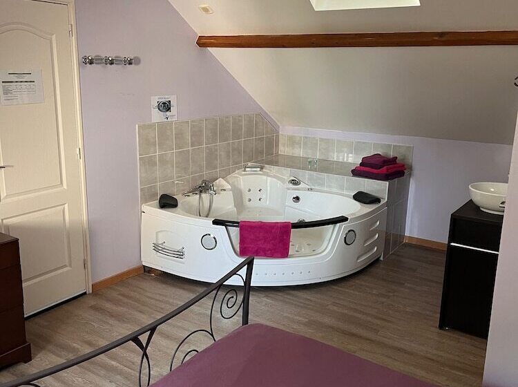 مبيت وإفطار Le Petit Manoir