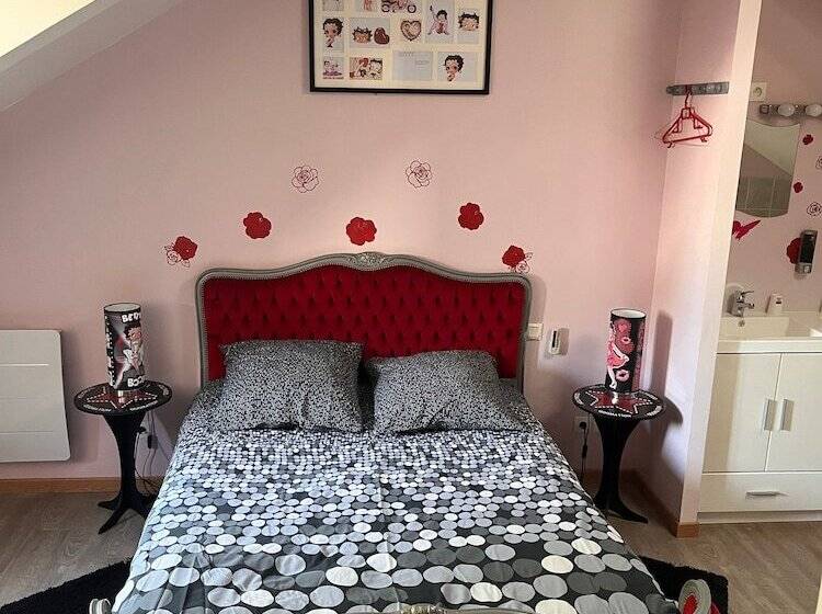 مبيت وإفطار Le Petit Manoir