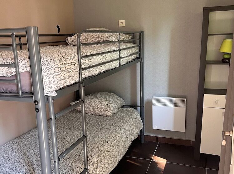 مبيت وإفطار Le Petit Manoir