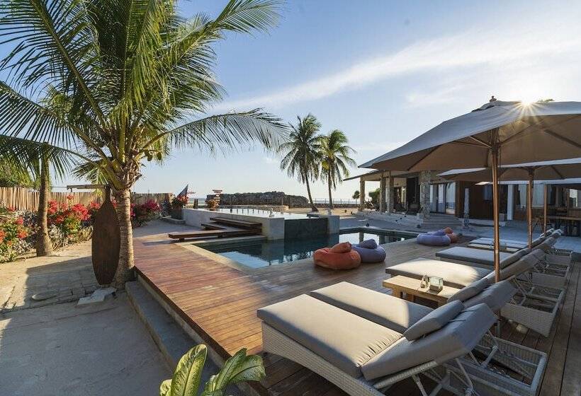 مبيت وإفطار Manduna Resort