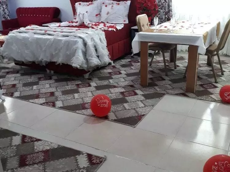 Dilara Otel