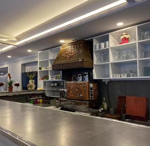 ホテル Eman Termal