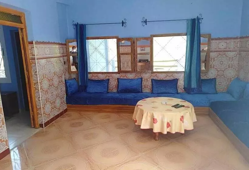 مسافرخانه Maison D Out Parc Akchour