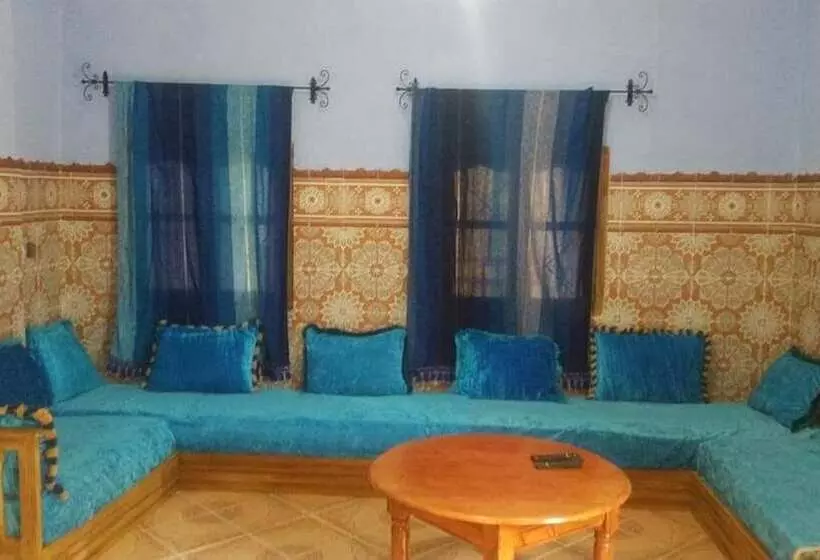 مسافرخانه Maison D Out Parc Akchour