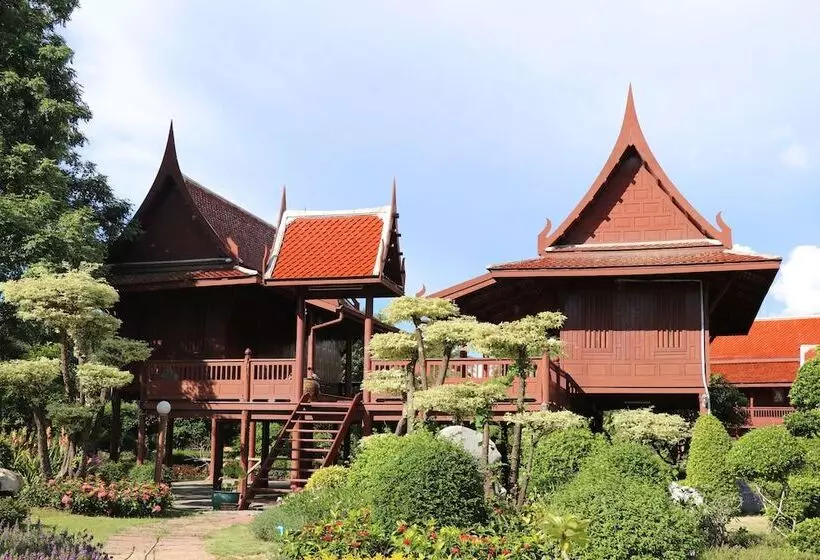 Hotelli Baan Thai Resort