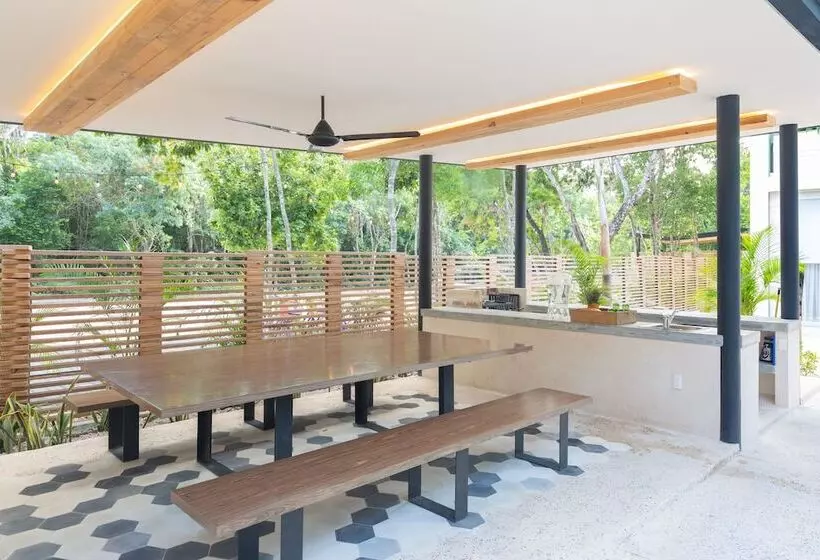 Hotelli Casa Alebrije 2 Br At Attha Cenote