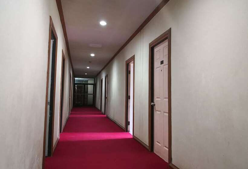 호텔 Cl Garden Inn