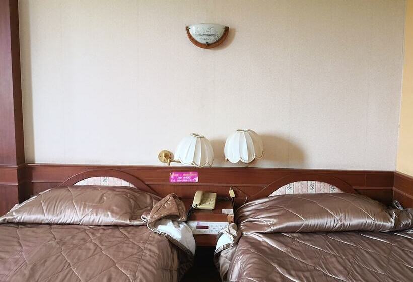 호텔 Cl Garden Inn