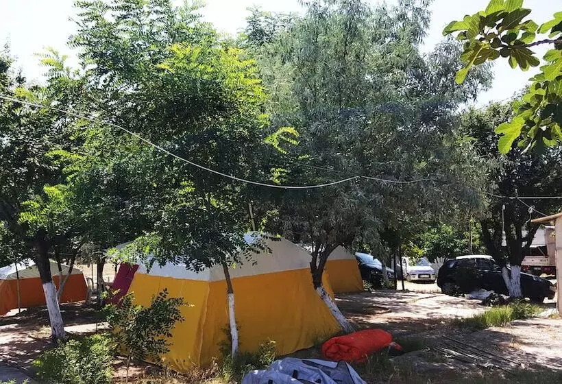 ホテル Dama Kamp Alani