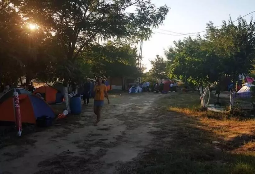 ホテル Dama Kamp Alani