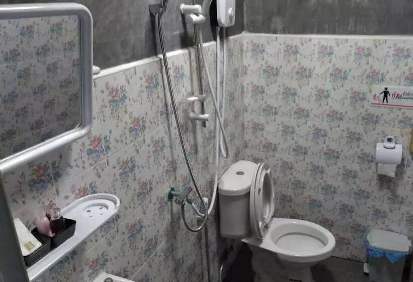 Hotelli Kiangchai Resort