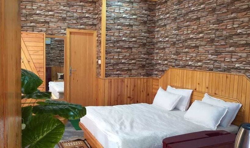 Hotel Mall Palace, Pithoragarh