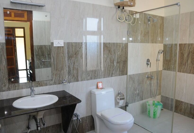 Hotel Musa Jungle Retreat