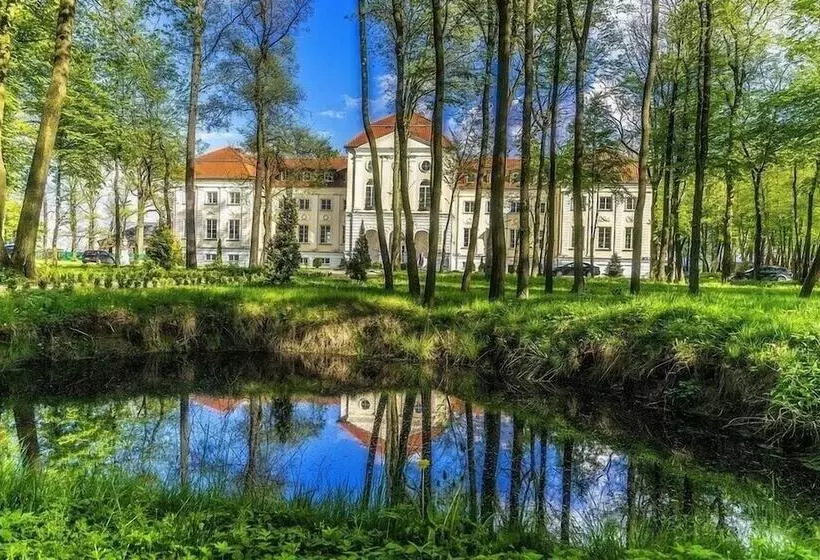 ホテル Pałac Alexandrinum