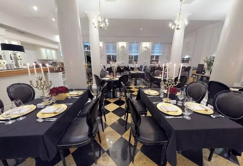 ホテル Pałac Alexandrinum