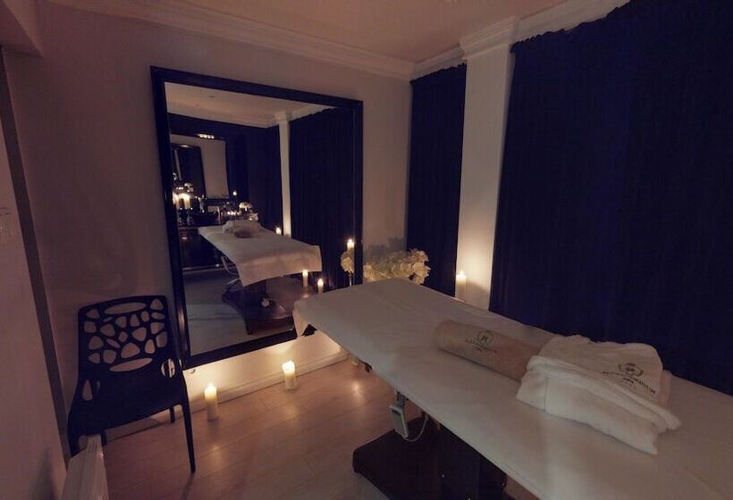 호텔 Pałac Alexandrinum