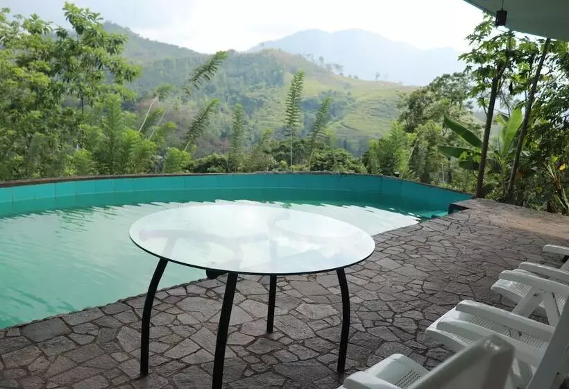 Hotelli Paradise Eco Garden