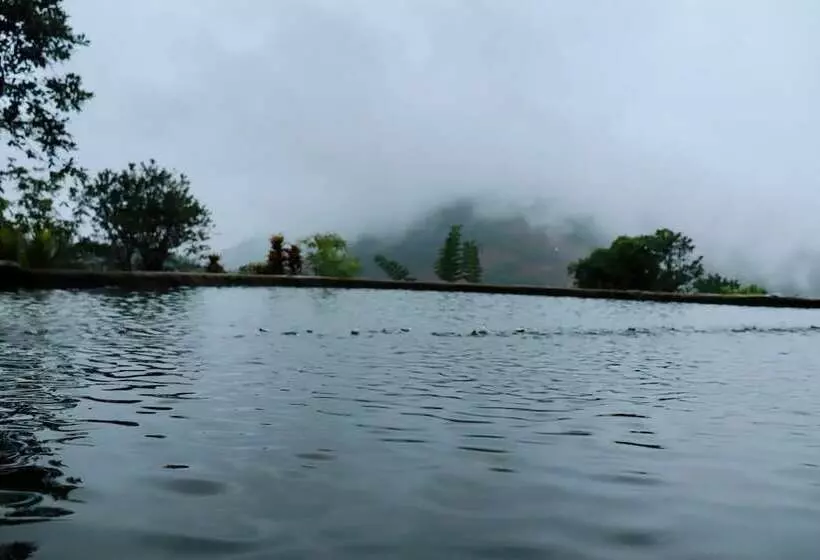 Hotelli Paradise Eco Garden