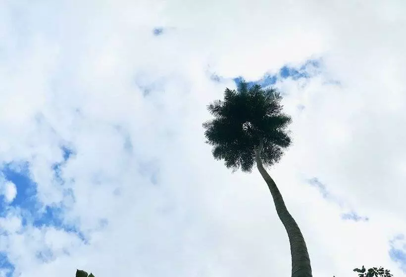 Hotelli Paradise Eco Garden