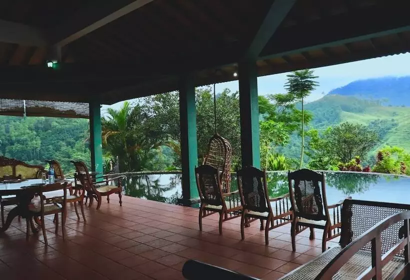 Hotelli Paradise Eco Garden