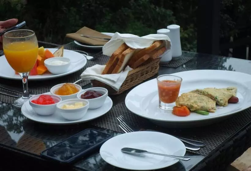 Hotelli Sennya Resorts