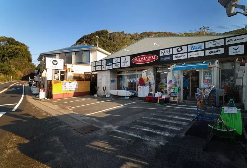 Hotelli Shirahama Mariner