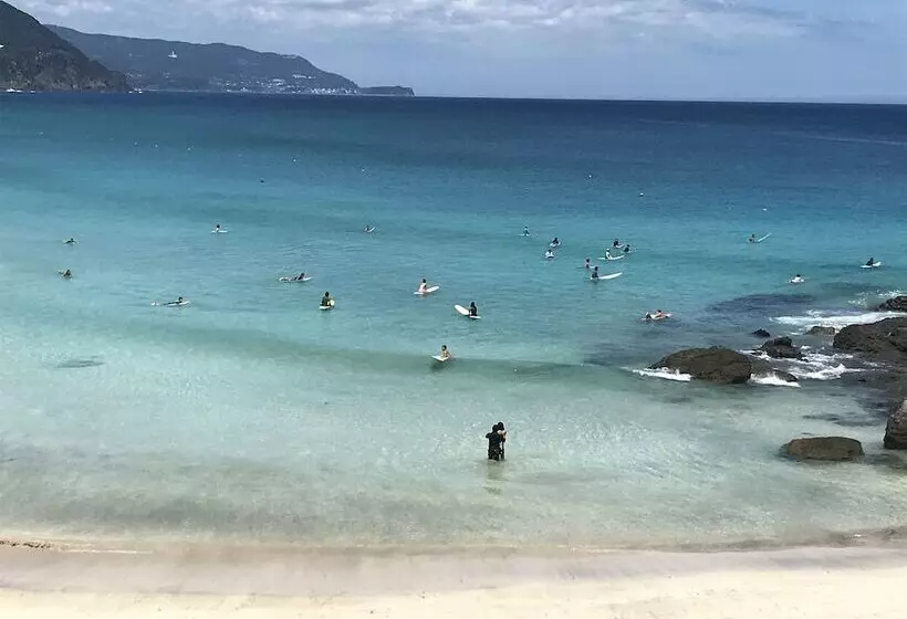 Hotelli Shirahama Mariner