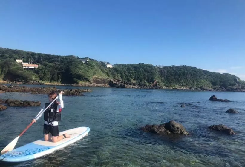 Hotelli Shirahama Mariner