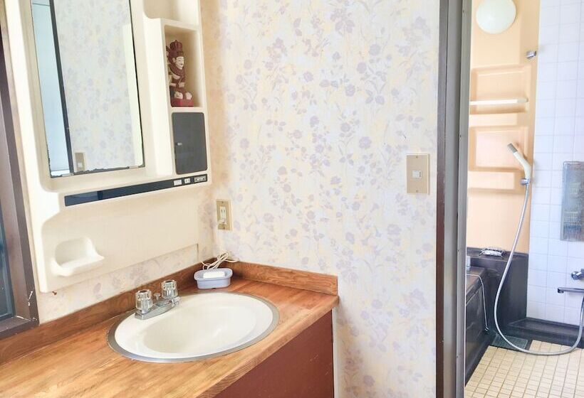 בית מלון כפרי Shirahama Mariner