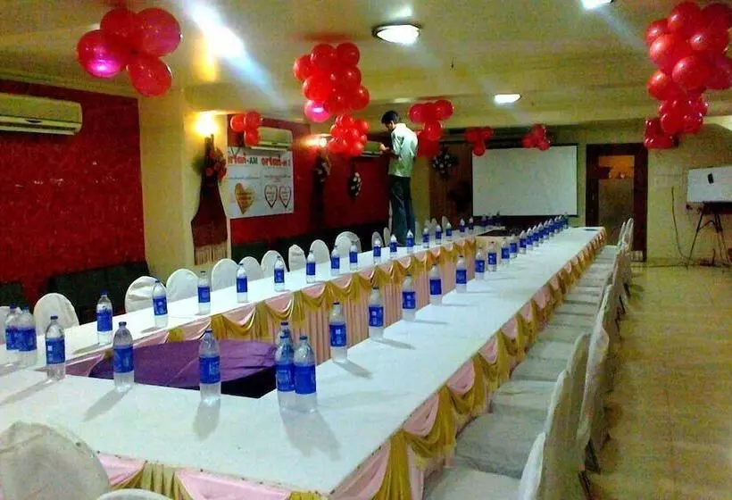 Hotelli Sunshine Inn