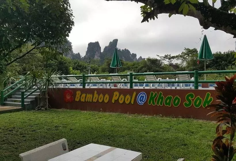 Hotelli The Royal Bamboo Lodges   Sha Certified