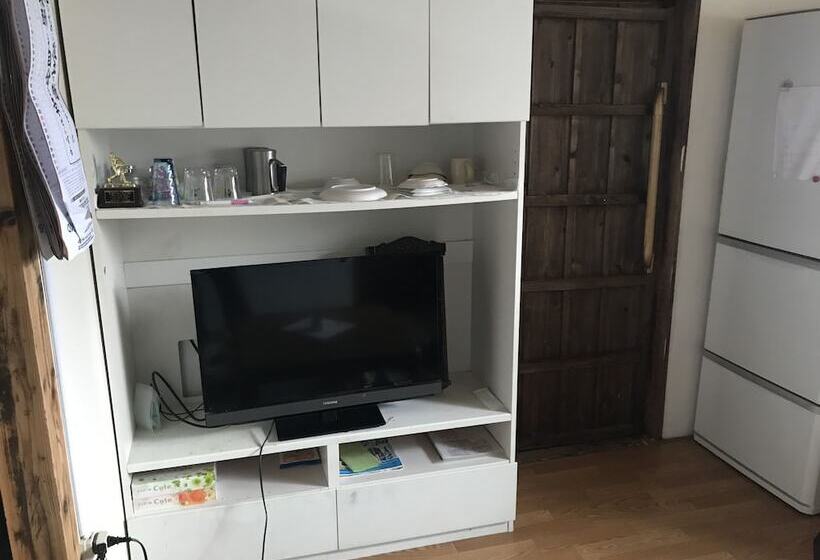 Kominka House Yumeiro Hostel