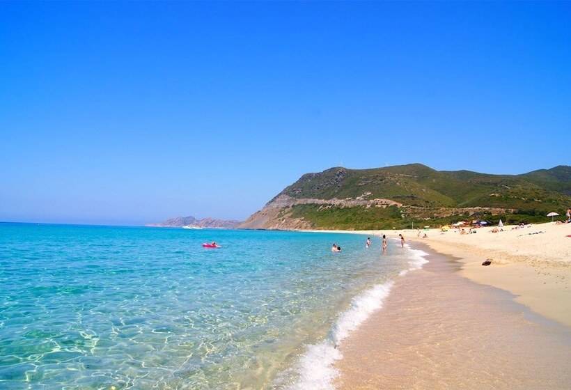 بنسيون Auberge De Tesa