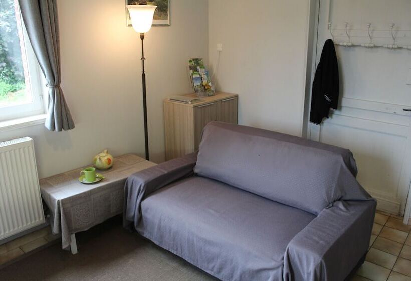 بنسيون Gite Du Chateau De Mecquignies