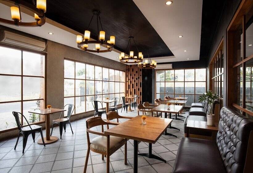 بنسيون Nusa Majesty