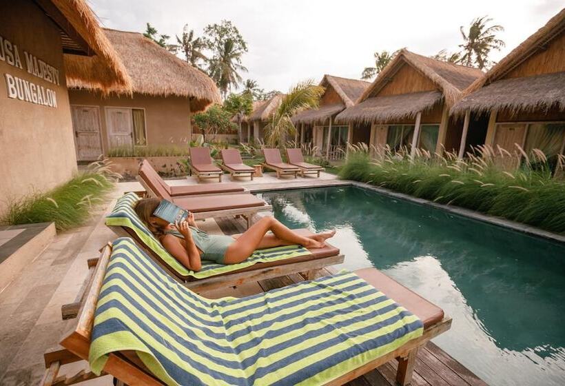 بنسيون Nusa Majesty