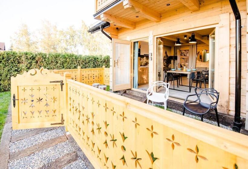 פנסיון Skansen Holiday