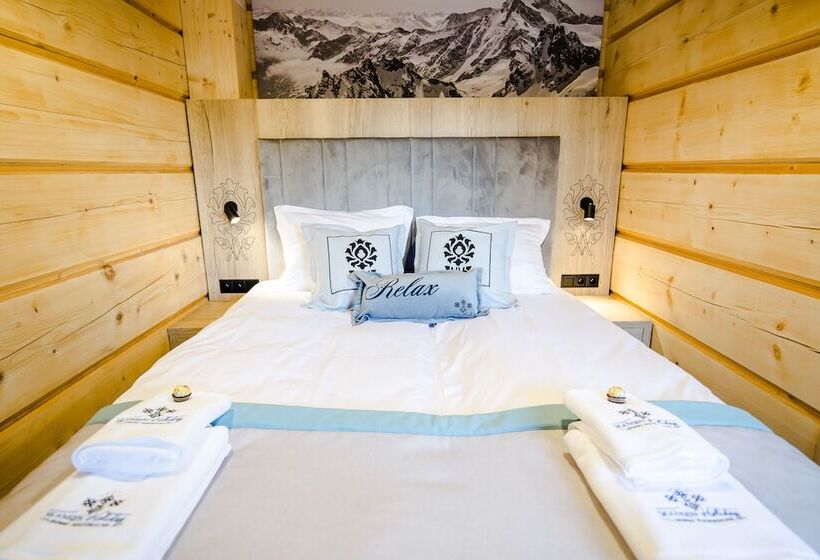 פנסיון Skansen Holiday