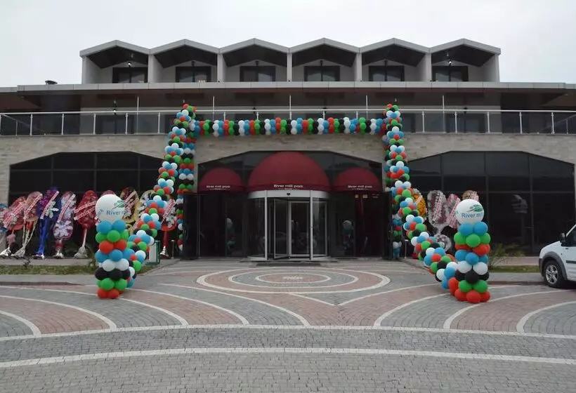 River Mill Park Otel Aqua Spa